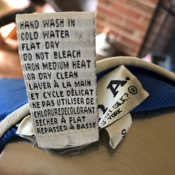 Joseph A. Blue Vintage Blouse (white trim), Small - Picture 4 of 7